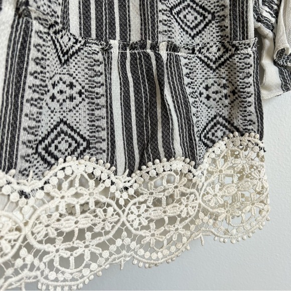 Hemant & Nandita Anew Dress in Black - Picture 7 of 16